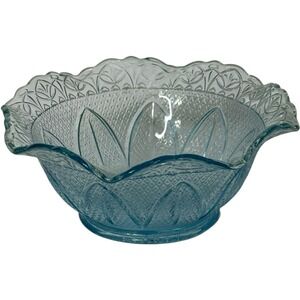 Vintage Princess House Capri Blue Ruffled Scalloped Rim Serving Bowl Dish